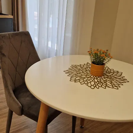 Cozzi Apartment